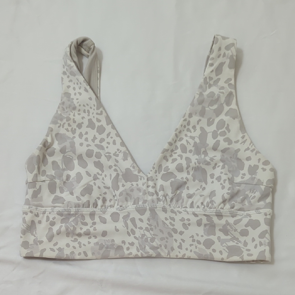 Lululemon V Neck Sports Bra, Color Gray Leopard, Size 8